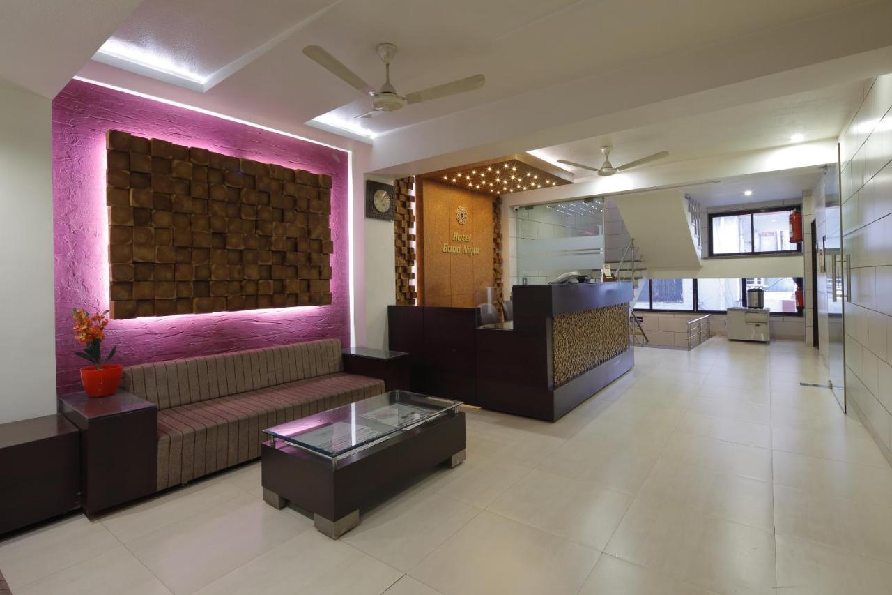 Hotel Good Night Ahmedabad Eksteriør bilde