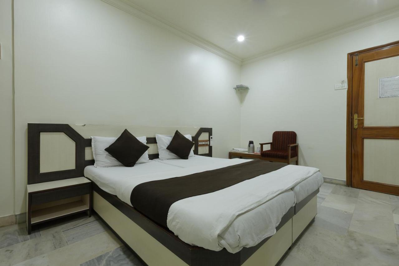 Hotel Good Night Ahmedabad Eksteriør bilde