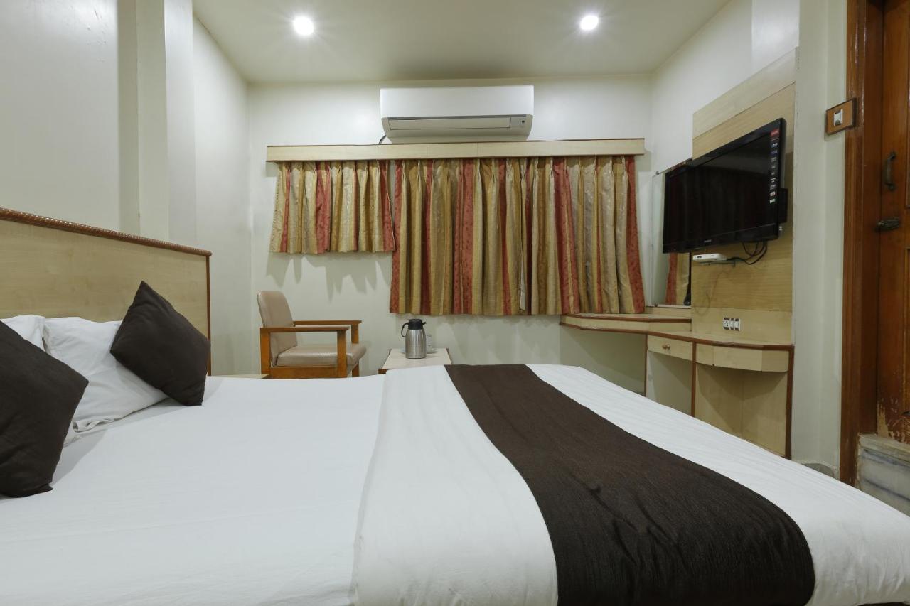 Hotel Good Night Ahmedabad Eksteriør bilde